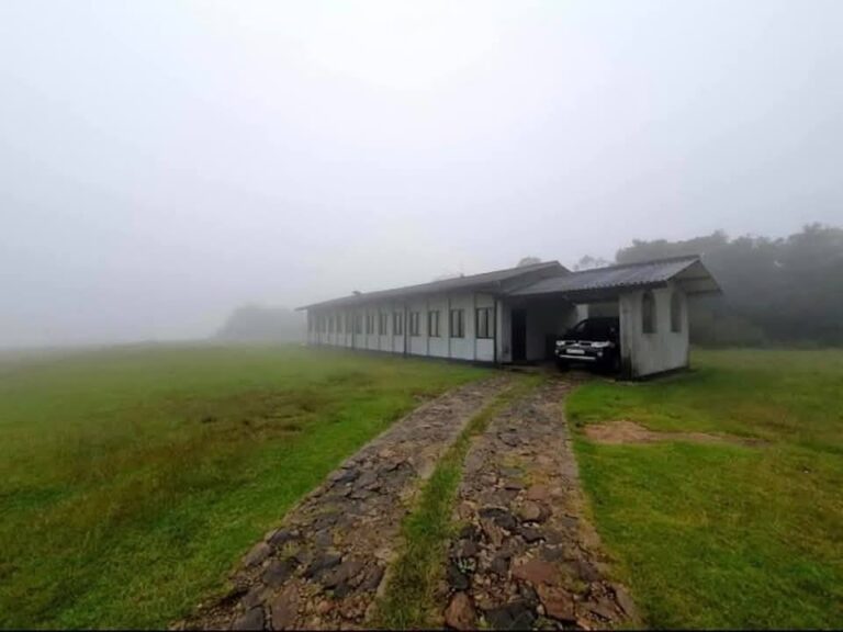 Mahaeliya bungalow horton plains